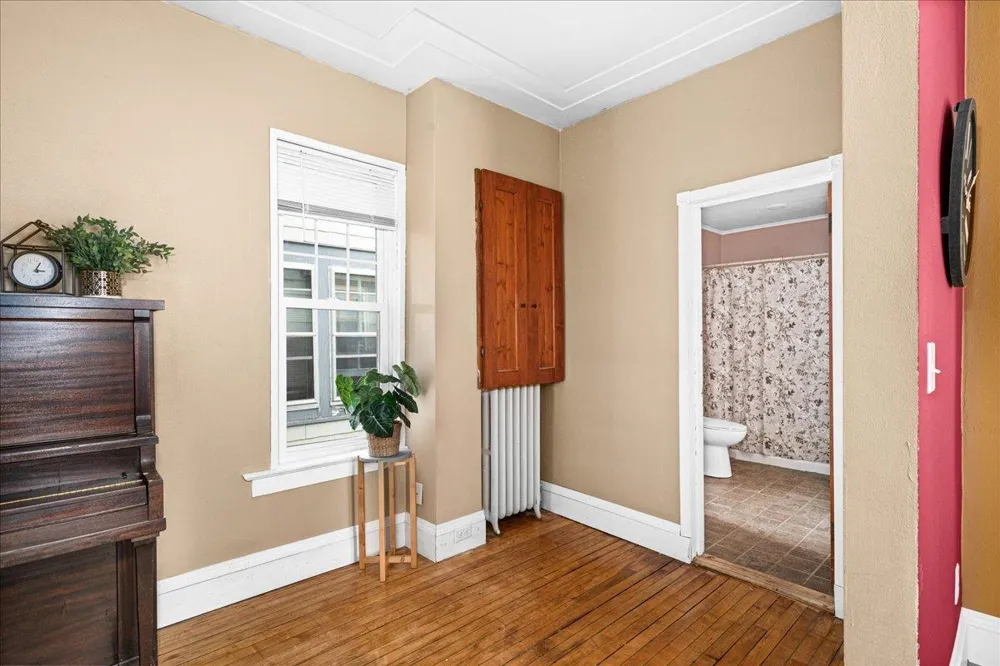 604 E 11th Street Duluth, MN 55805