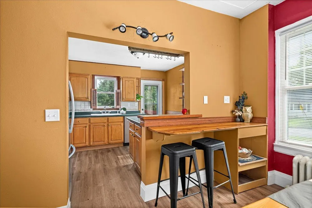 604 E 11th Street Duluth, MN 55805