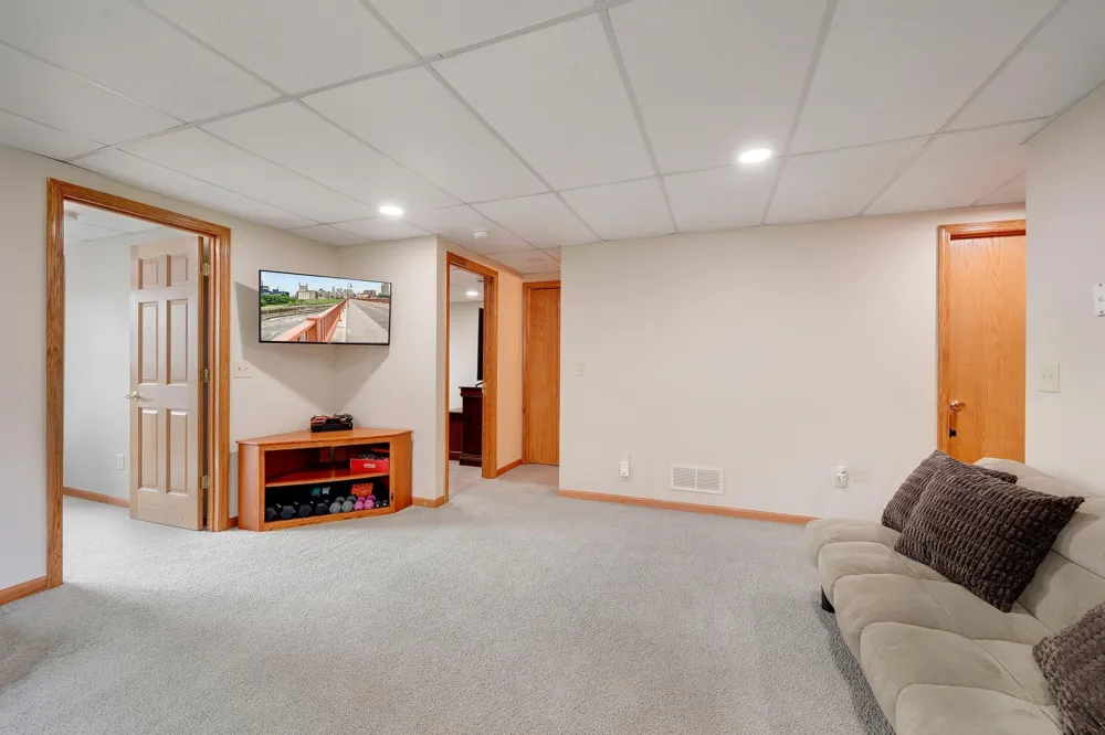 301 Cari Park Lane Hastings, MN 55033