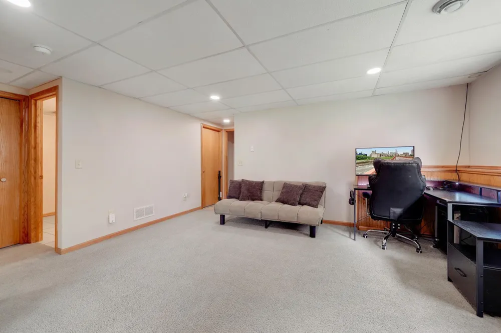 301 Cari Park Lane Hastings, MN 55033
