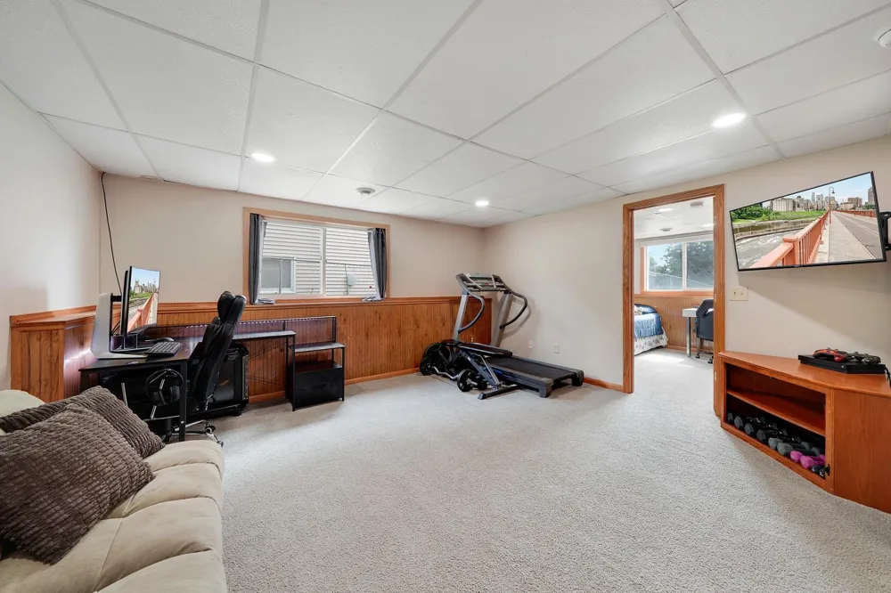 301 Cari Park Lane Hastings, MN 55033