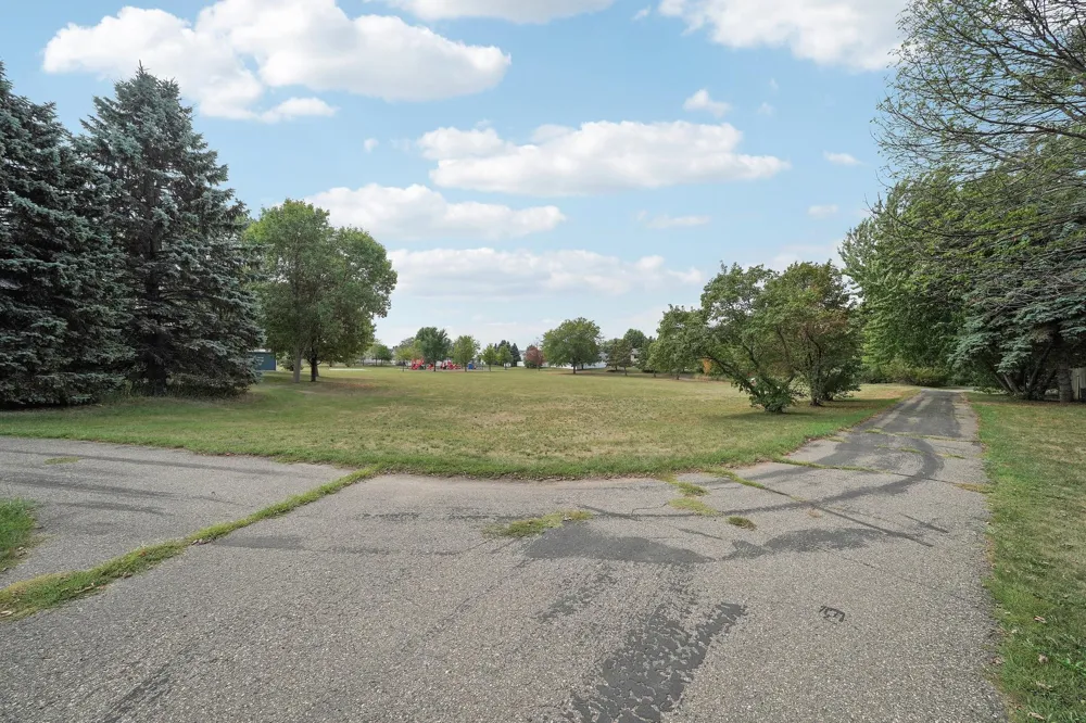 301 Cari Park Lane Hastings, MN 55033
