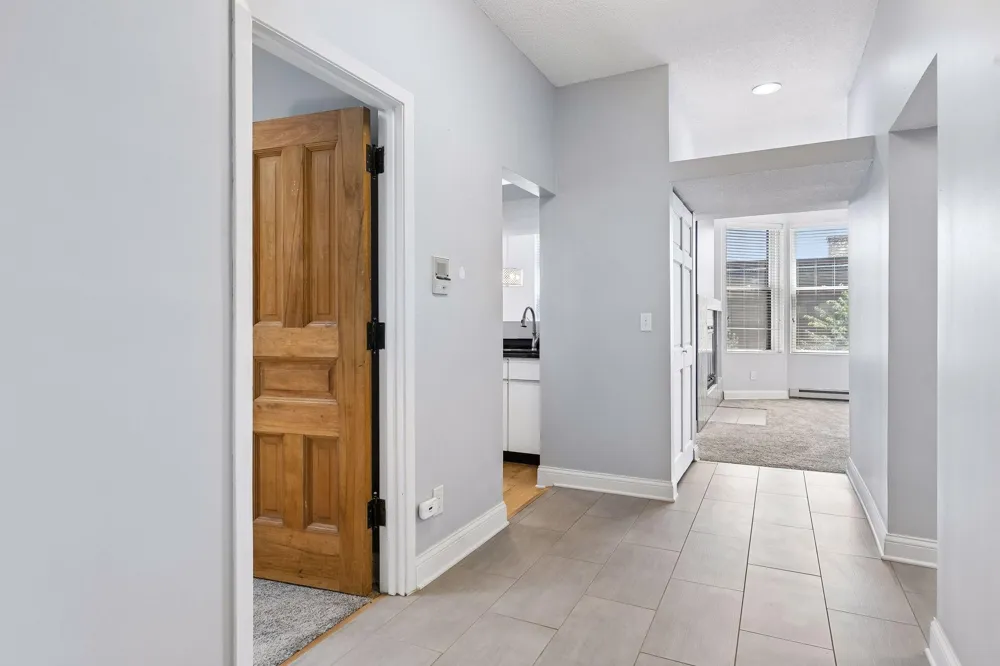 505 Selby Avenue #11 Saint Paul, MN 55102