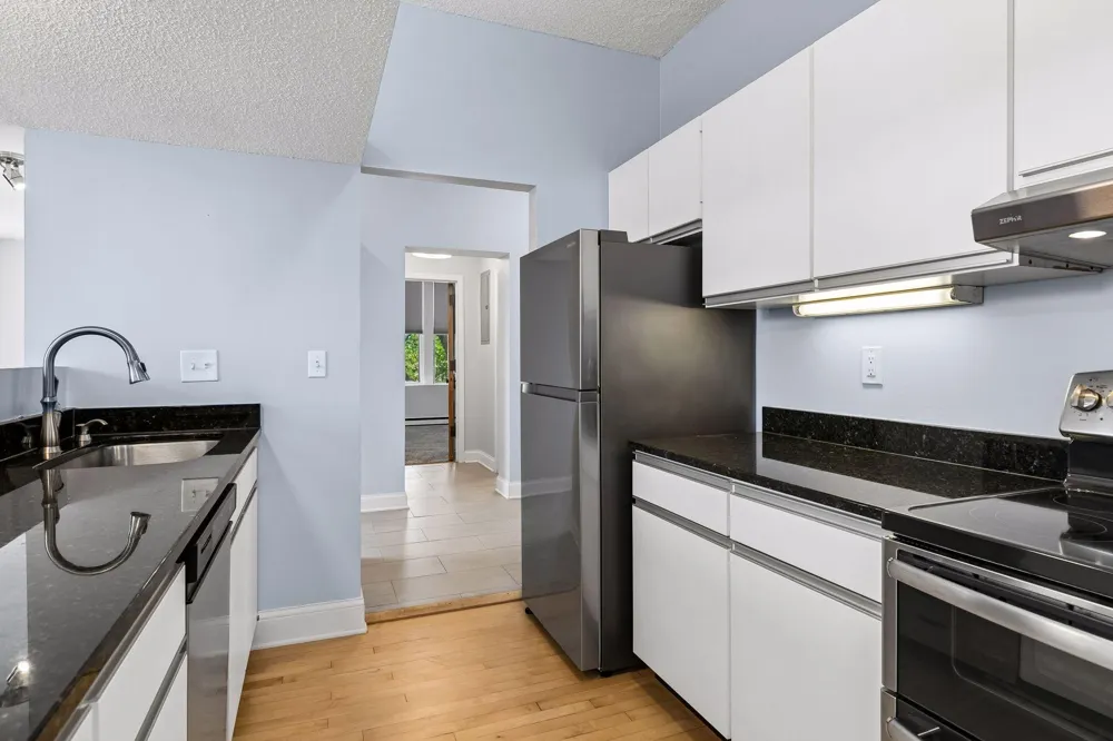 505 Selby Avenue #11 Saint Paul, MN 55102