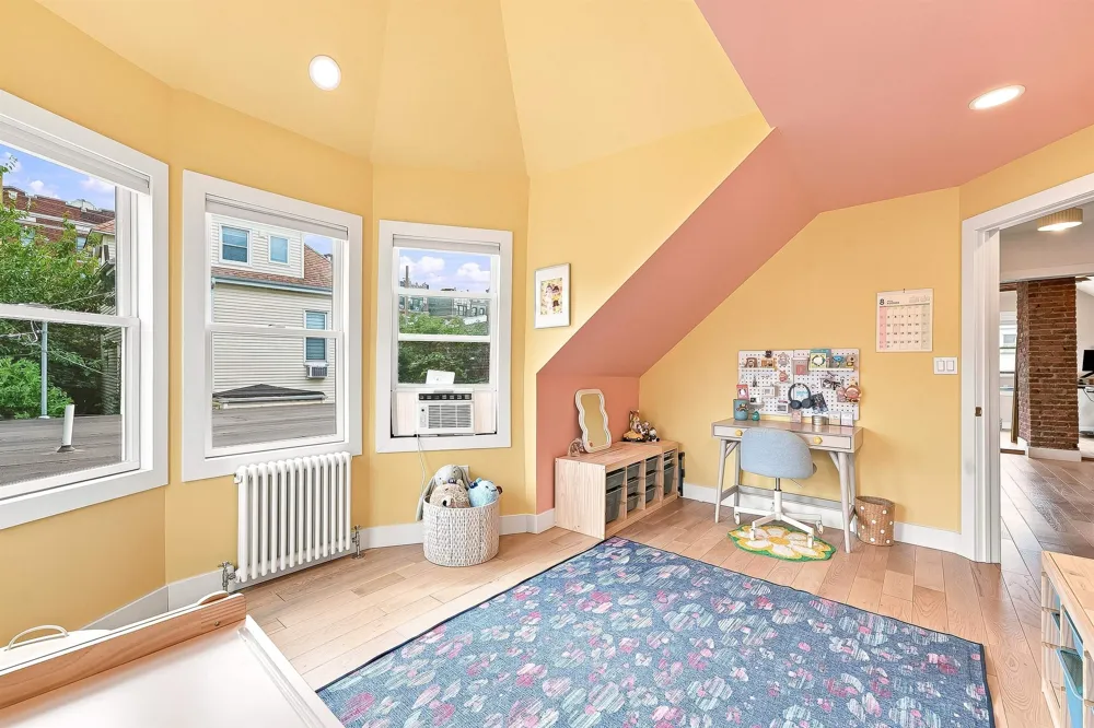 109 77TH ST North Bergen, NJ 07047