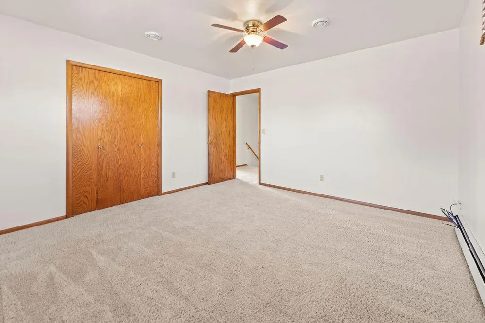 2807 Edgewood Drive Fargo, ND 58102