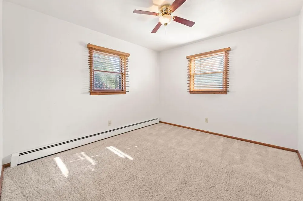 2807 Edgewood Drive Fargo, ND 58102