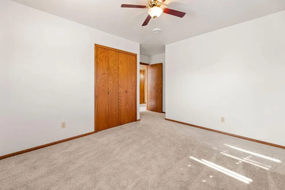 2807 Edgewood Drive Fargo, ND 58102