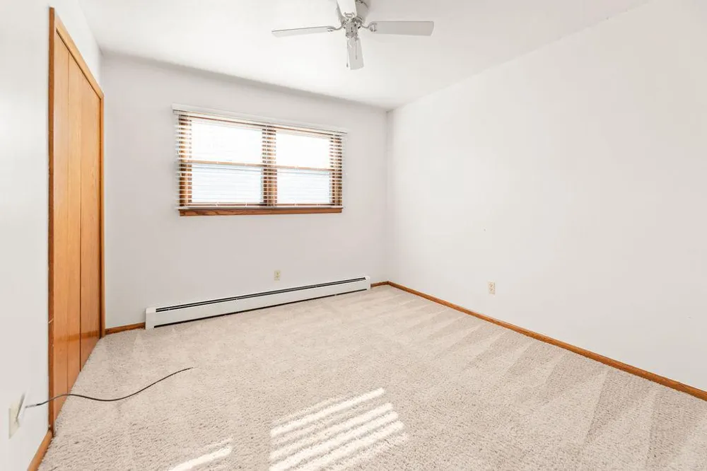 2807 Edgewood Drive Fargo, ND 58102