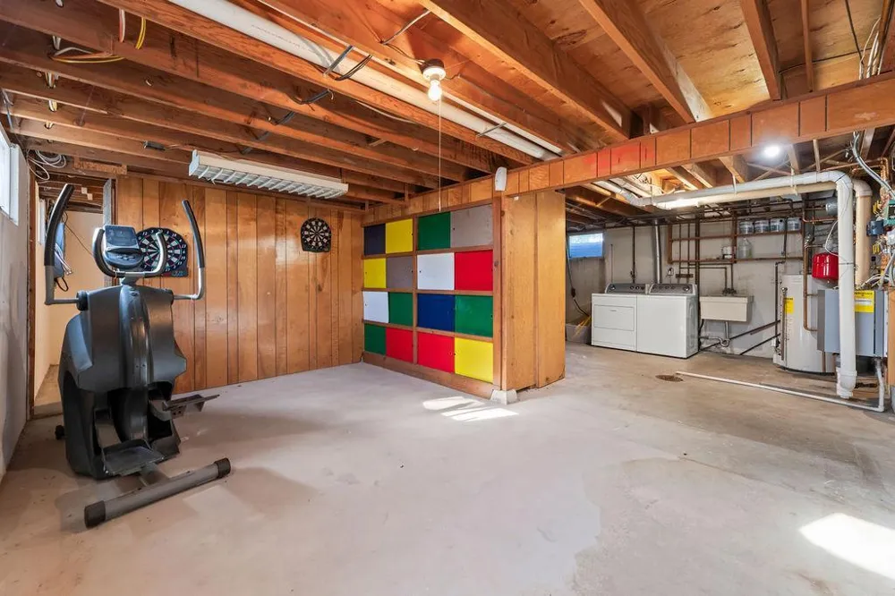 2807 Edgewood Drive Fargo, ND 58102