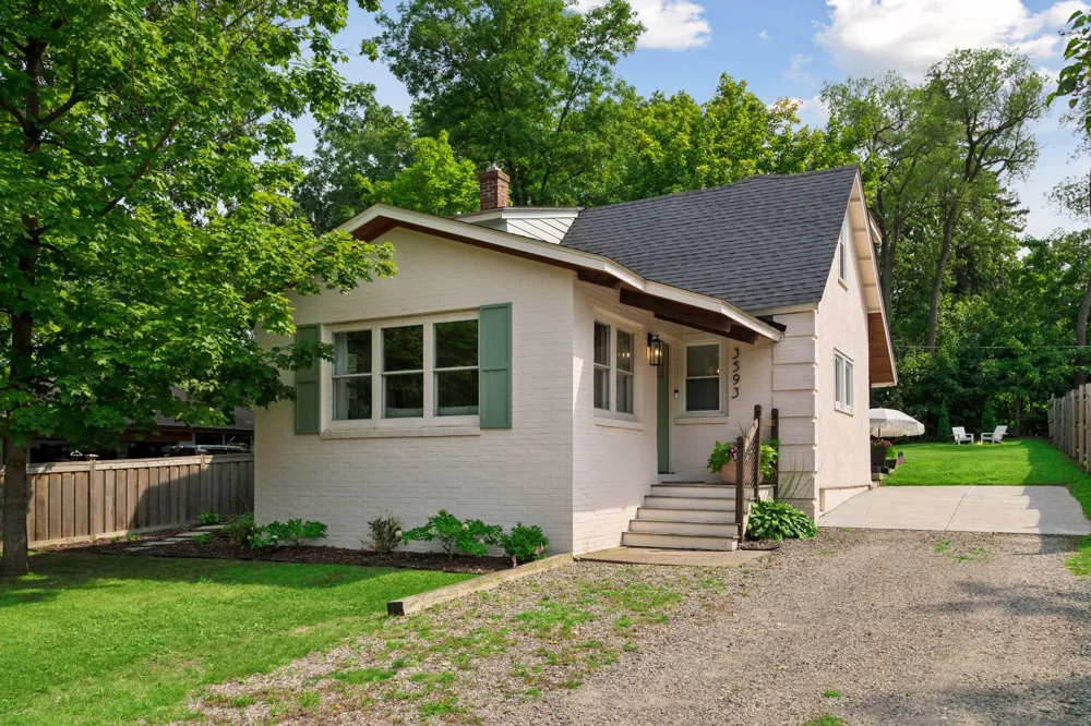 3593 Crystal Place Wayzata, MN 55391