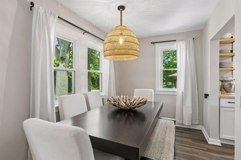 3593 Crystal Place Wayzata, MN 55391