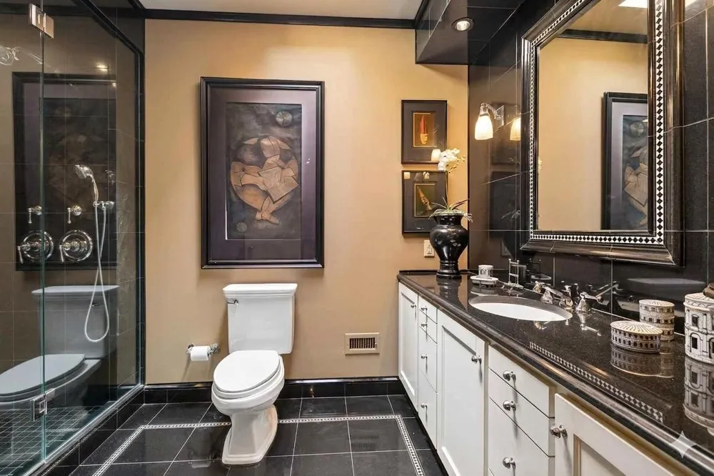 1220 Mount Curve Avenue Minneapolis, MN 55403