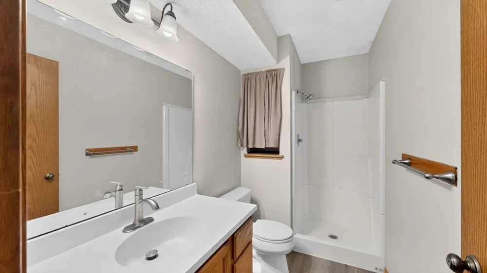 4020 Baffin Lane NE Rochester, MN 55906