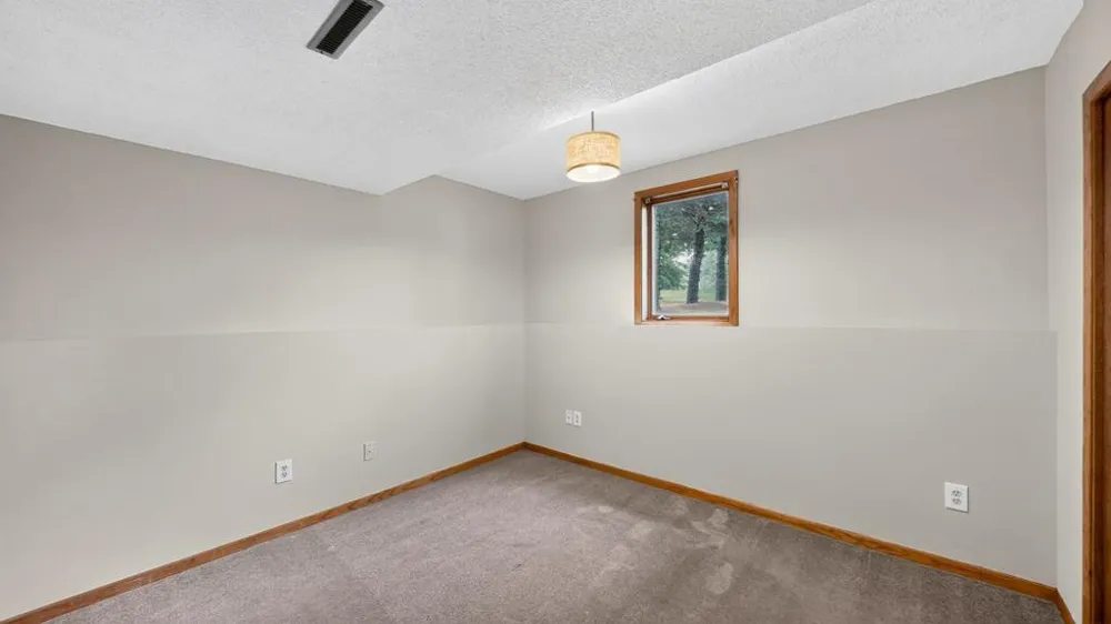4020 Baffin Lane NE Rochester, MN 55906