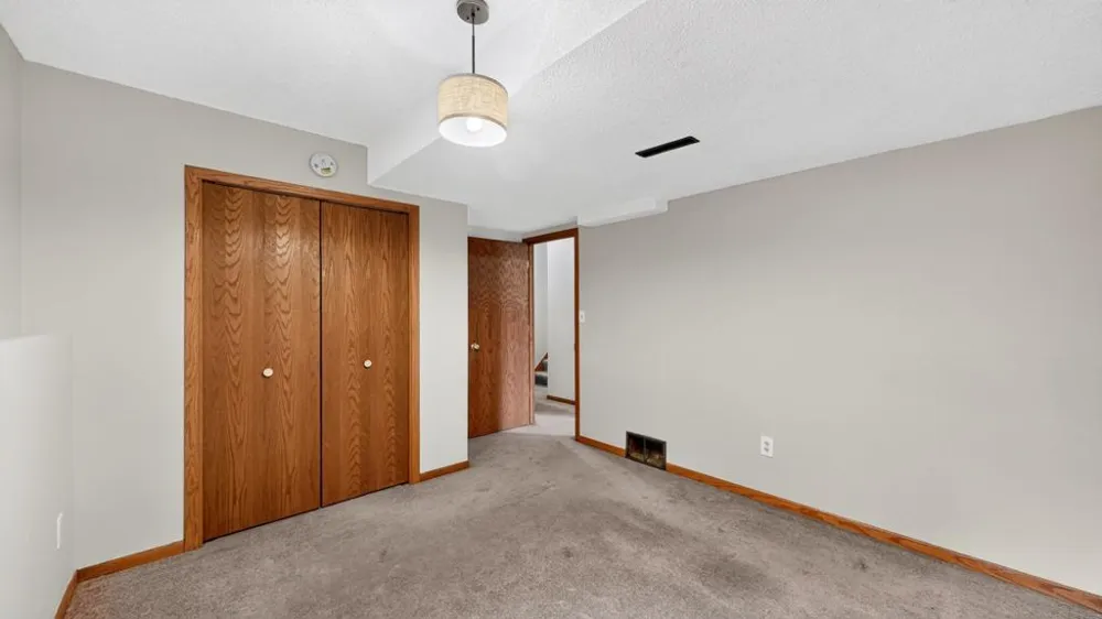 4020 Baffin Lane NE Rochester, MN 55906