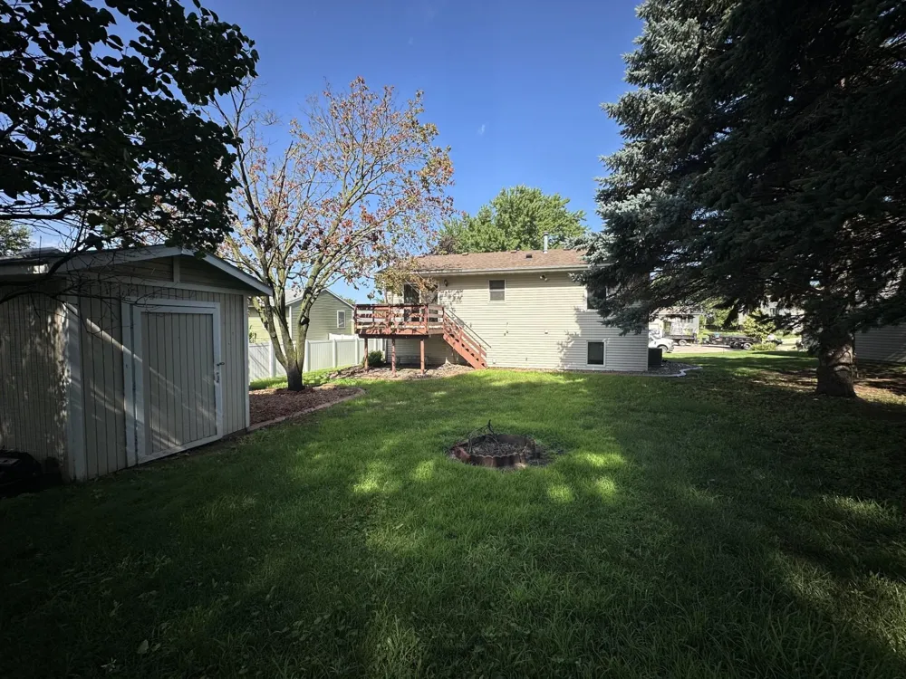 4020 Baffin Lane NE Rochester, MN 55906