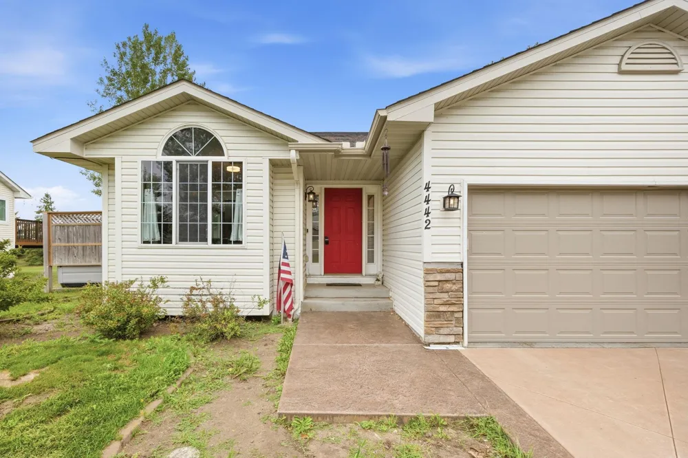 4442 Eakern Circle NE Monticello, MN 55362