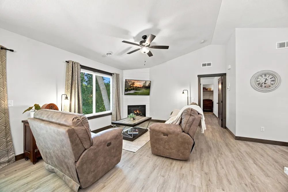 11744 Kings Lane SE Becker, MN 55308