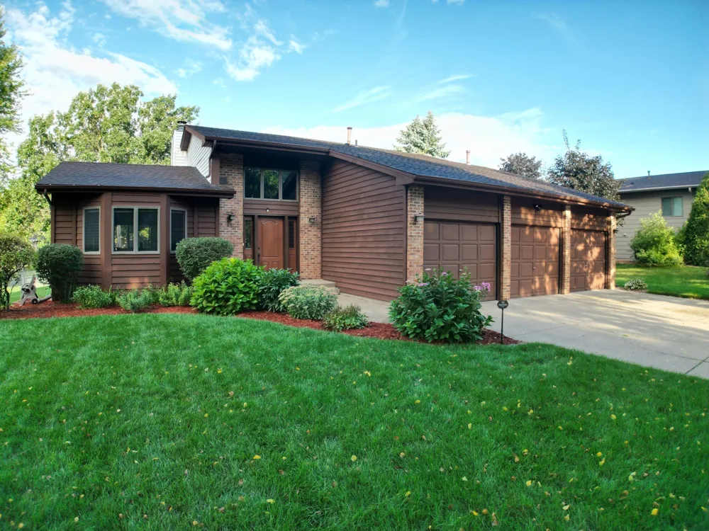 8301 Cooper Way Inver Grove Heights, MN 55076
