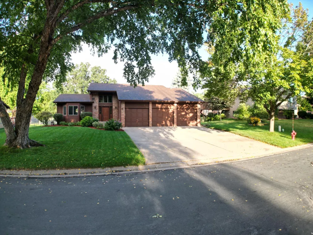 8301 Cooper Way Inver Grove Heights, MN 55076