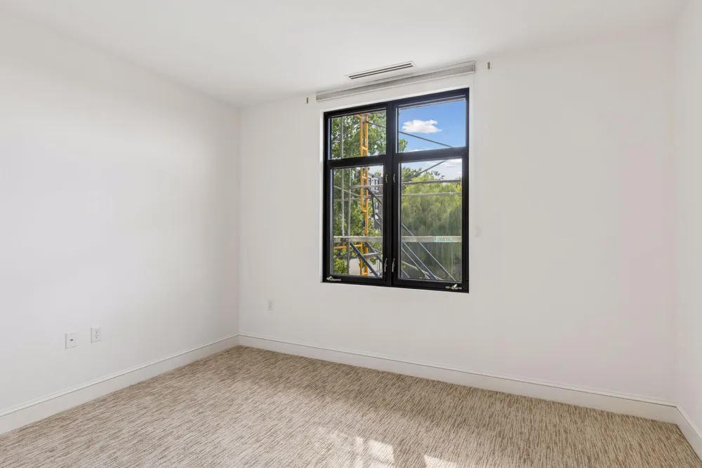 301 Kenwood Parkway #502 Minneapolis, MN 55403