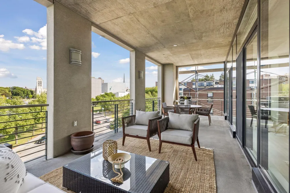 301 Kenwood Parkway #502 Minneapolis, MN 55403