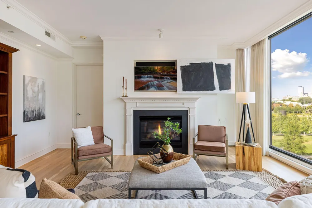 301 Kenwood Parkway #502 Minneapolis, MN 55403