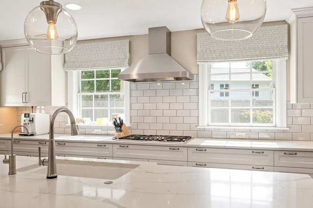 4801 Larkspur Lane Edina, MN 55435