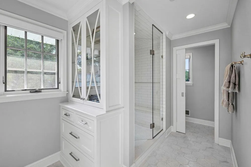 4801 Larkspur Lane Edina, MN 55435