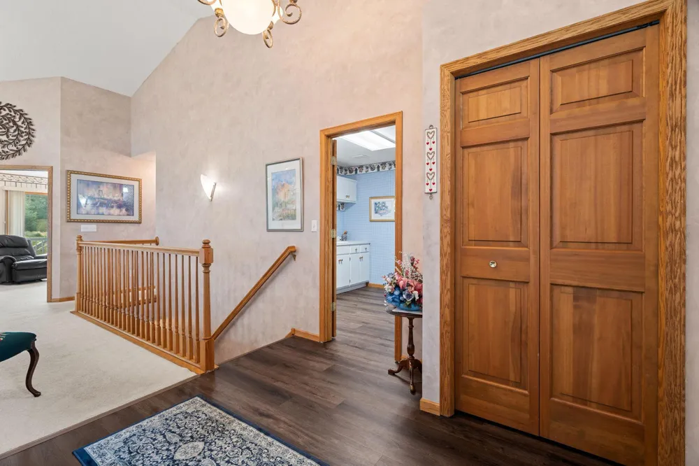 232 Wildflower Court Vadnais Heights, MN 55127