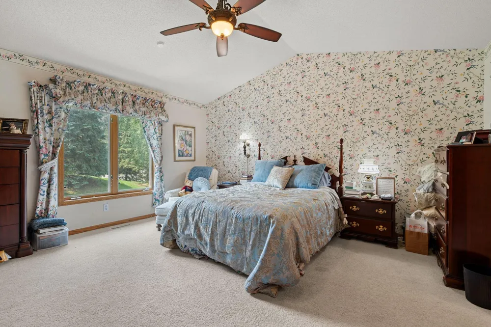 232 Wildflower Court Vadnais Heights, MN 55127