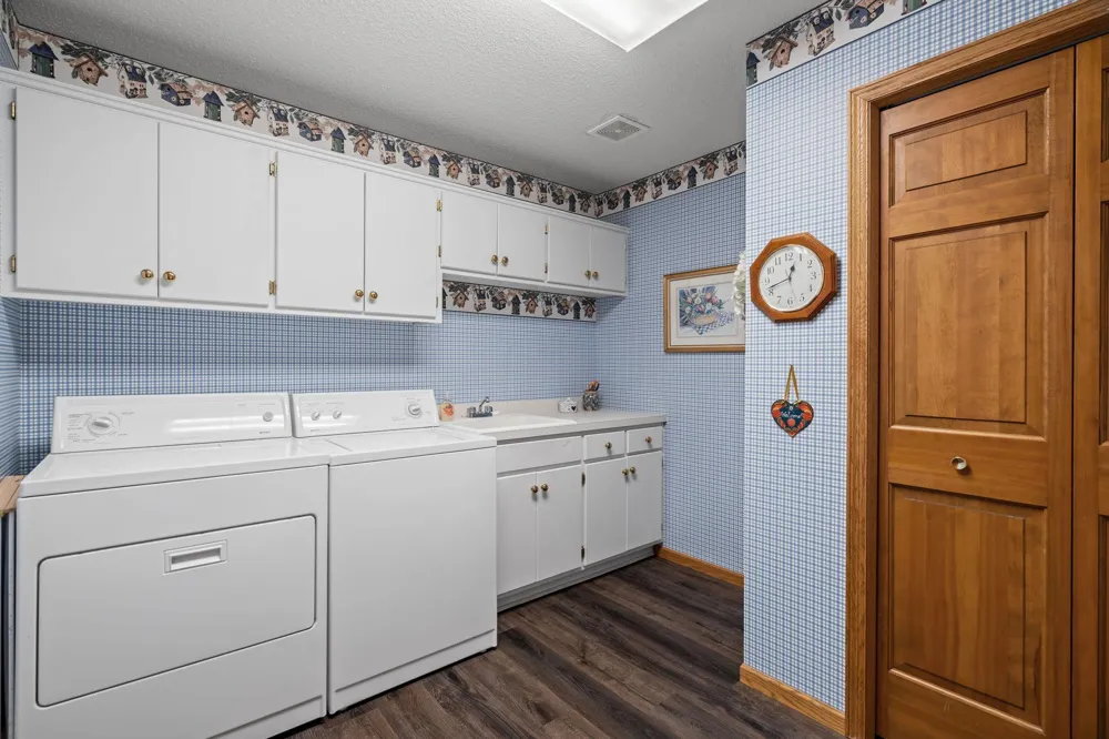 232 Wildflower Court Vadnais Heights, MN 55127