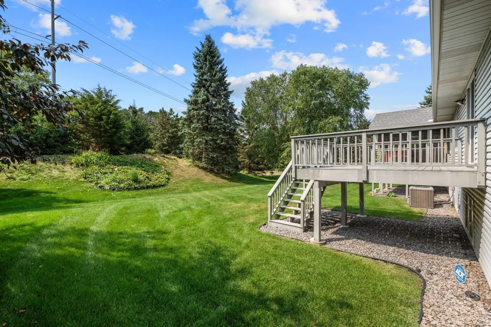 232 Wildflower Court Vadnais Heights, MN 55127