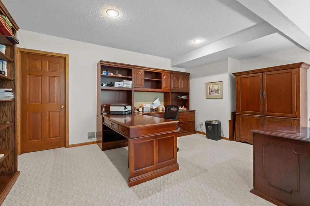 232 Wildflower Court Vadnais Heights, MN 55127