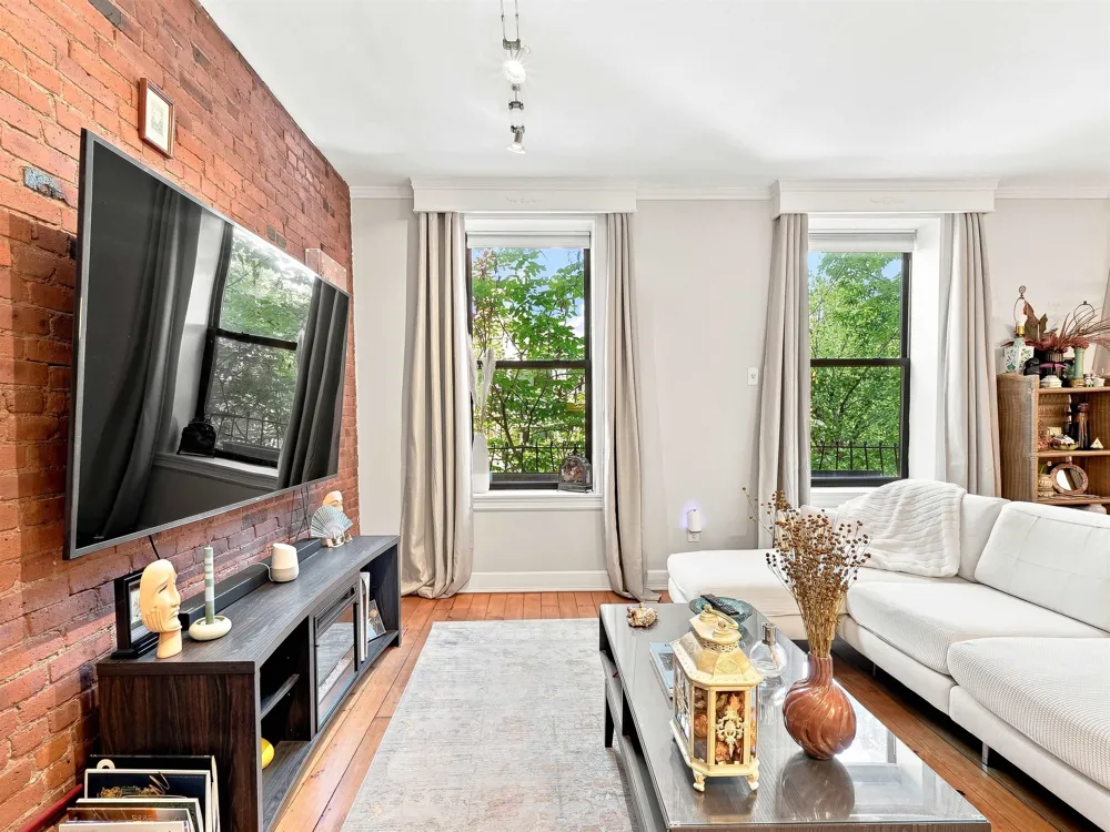 603 1ST ST Hoboken, NJ 07030