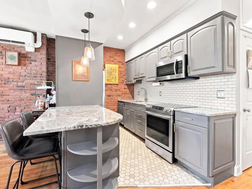 603 1ST ST Hoboken, NJ 07030