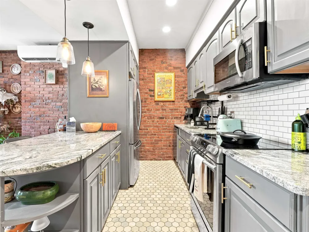 603 1ST ST Hoboken, NJ 07030