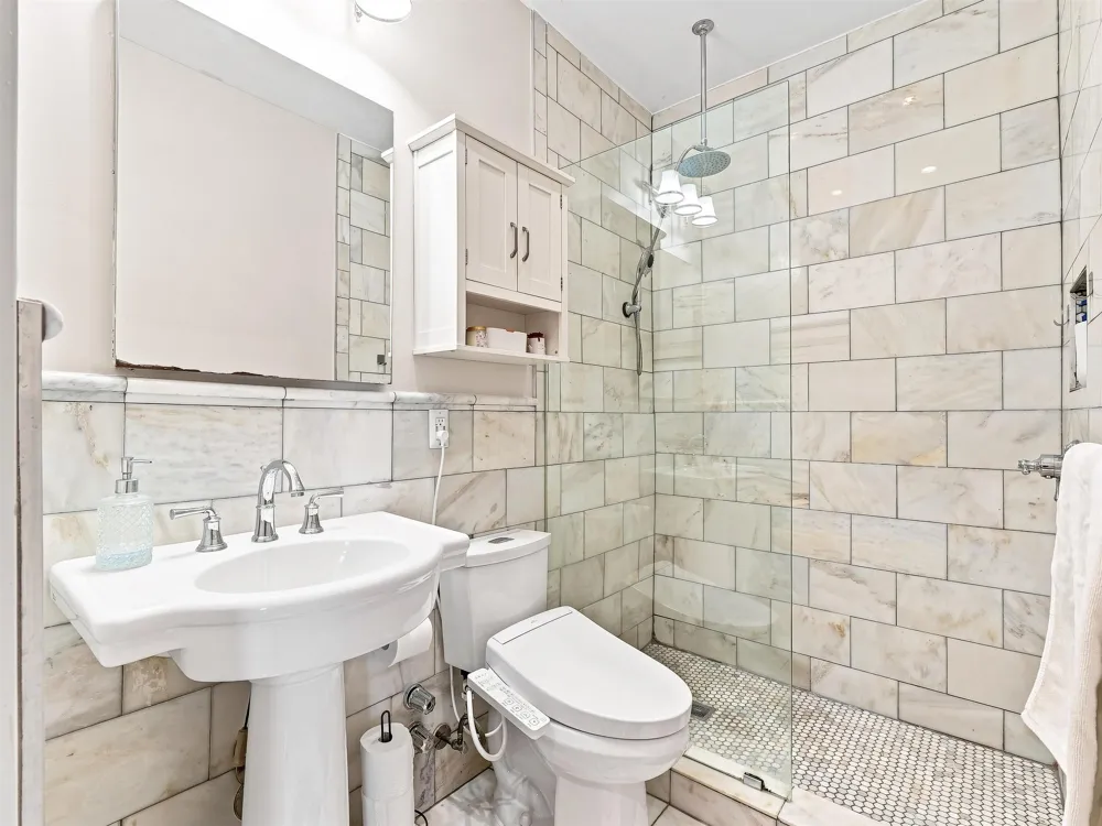 603 1ST ST Hoboken, NJ 07030