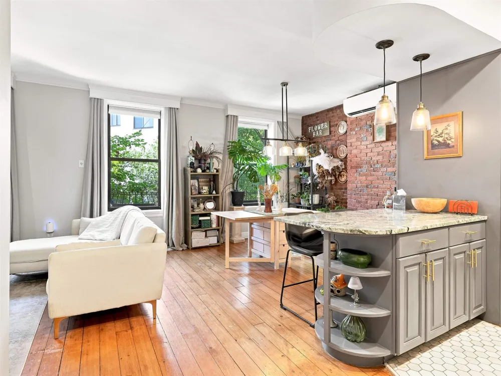 603 1ST ST Hoboken, NJ 07030