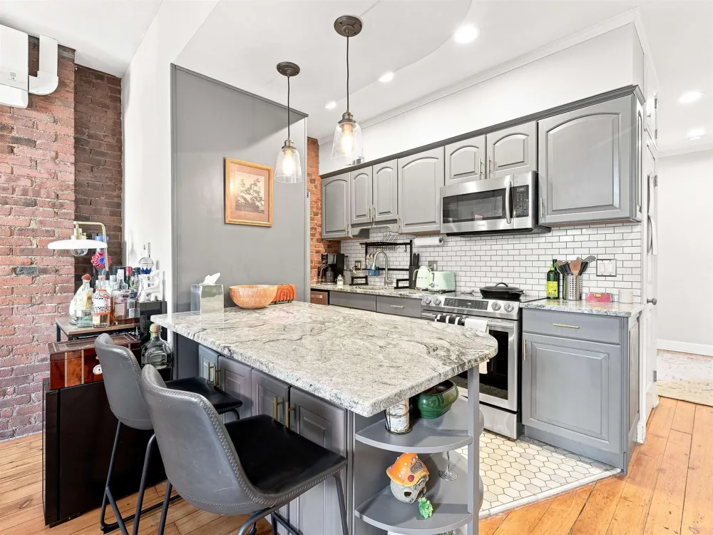 603 1ST ST Hoboken, NJ 07030