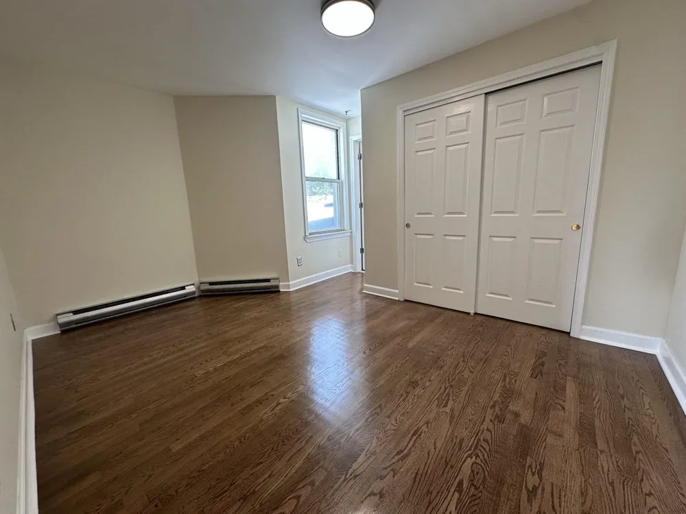 320 49TH ST Union City, NJ 07087