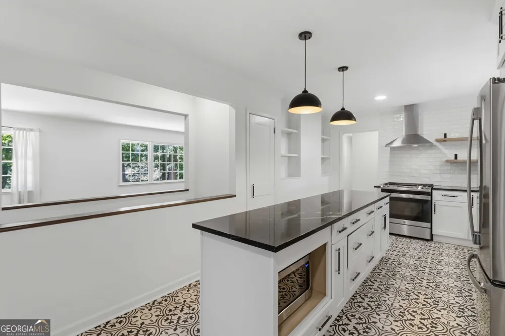 6748 Brandon Mill RD Sandy Springs, GA 30328