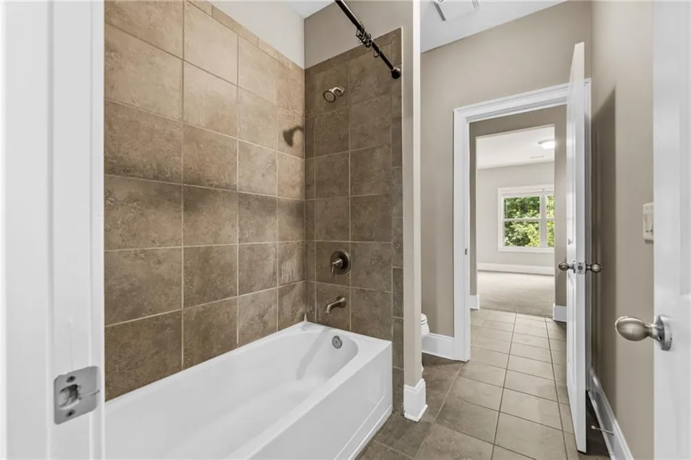 3760 Kentwood Court Suwanee, GA 30024