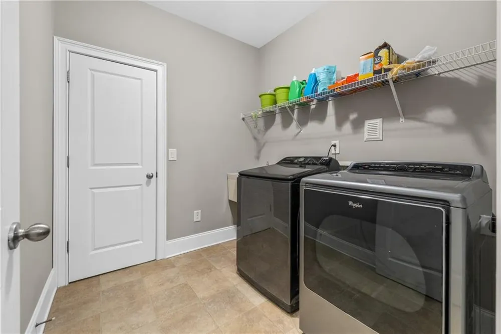 3760 Kentwood Court Suwanee, GA 30024