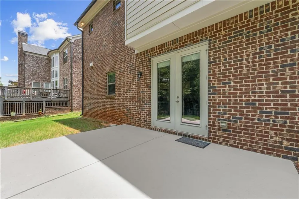 3760 Kentwood Court Suwanee, GA 30024