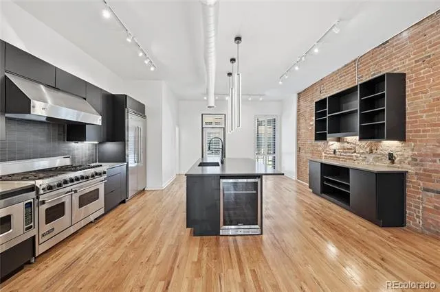 1750 Blake Street Denver, CO 80202