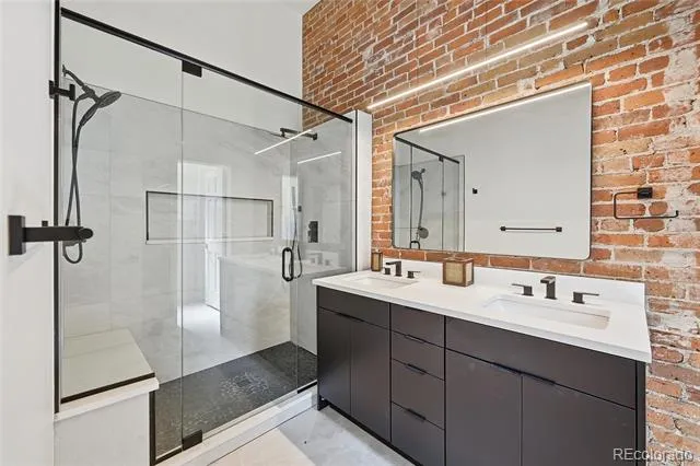 1750 Blake Street Denver, CO 80202