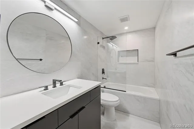 1750 Blake Street Denver, CO 80202