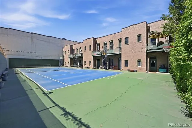 1750 Blake Street Denver, CO 80202